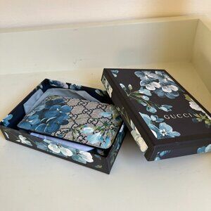 Gucci Key Case Blooms Blue